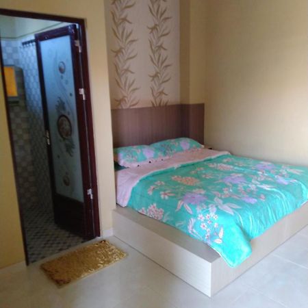R3 Brawijaya Homestay Banyuwangi (East Java) Exterior foto