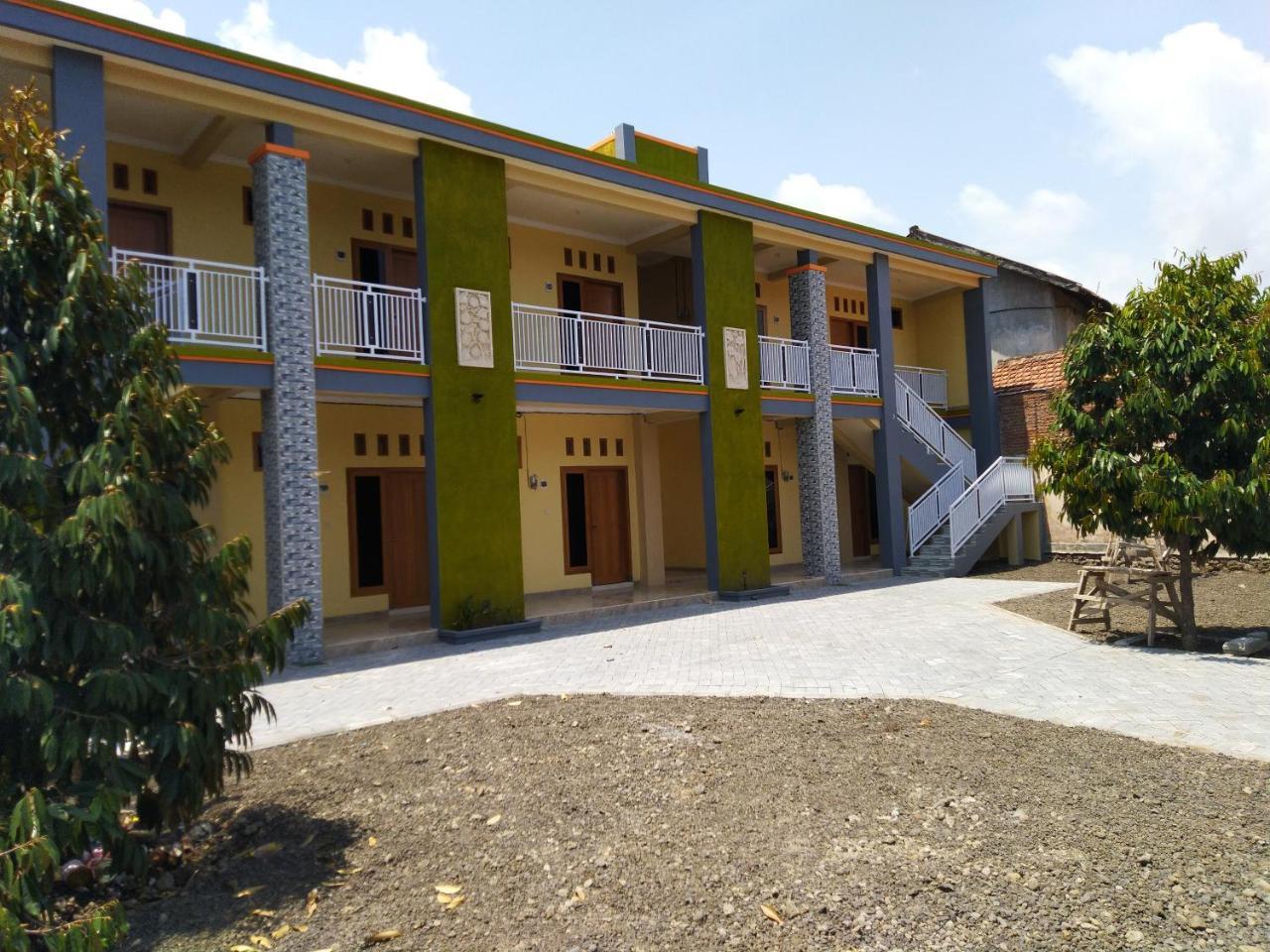 R3 Brawijaya Homestay Banyuwangi (East Java) Exterior foto