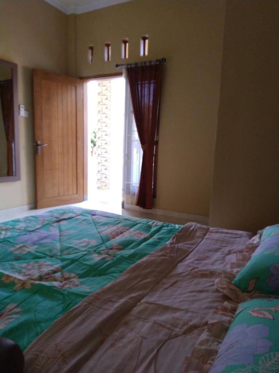 R3 Brawijaya Homestay Banyuwangi (East Java) Exterior foto