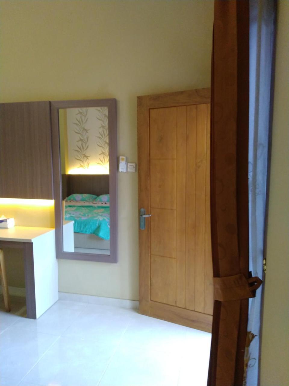 R3 Brawijaya Homestay Banyuwangi (East Java) Exterior foto