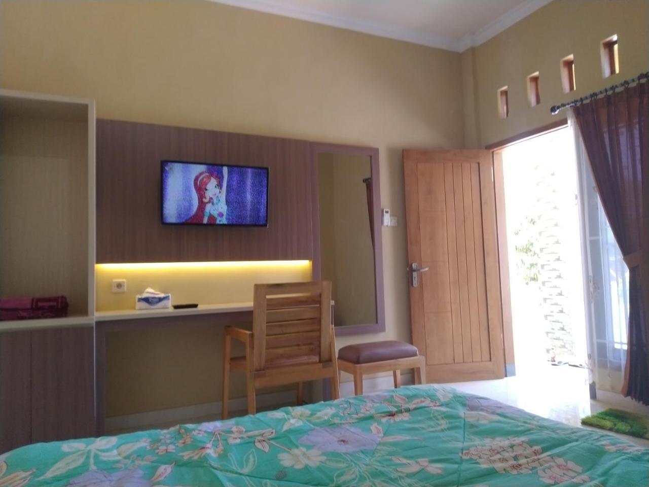 R3 Brawijaya Homestay Banyuwangi (East Java) Exterior foto